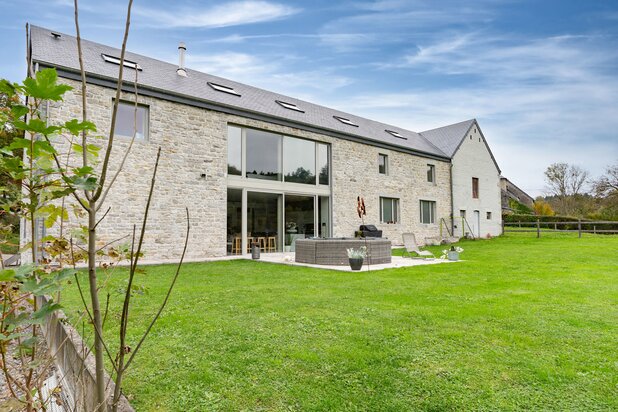 Between authenticity - design - Exceptional property