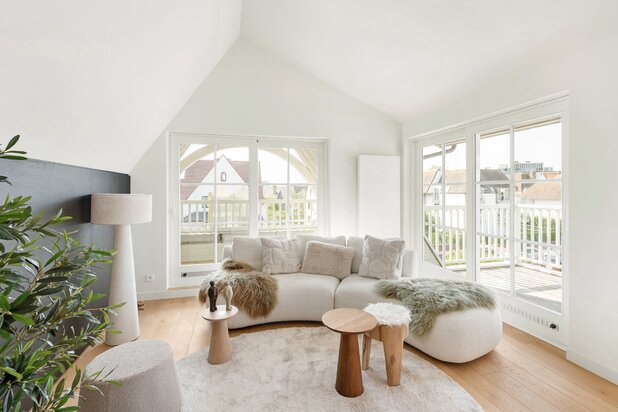 Luxurious, Bright Apartment 100m from the Beach in Knokke.