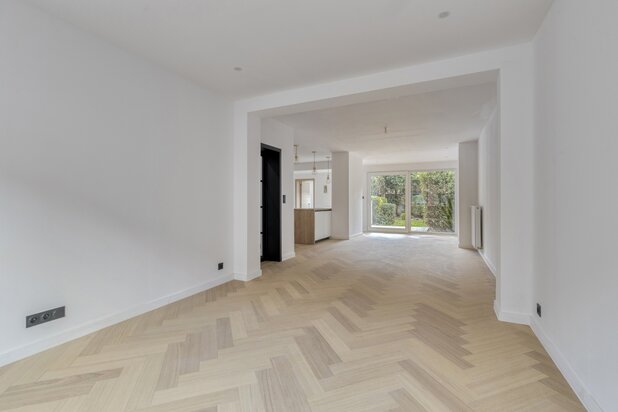 Gerenoveerde (2025) stadswoning met tuin