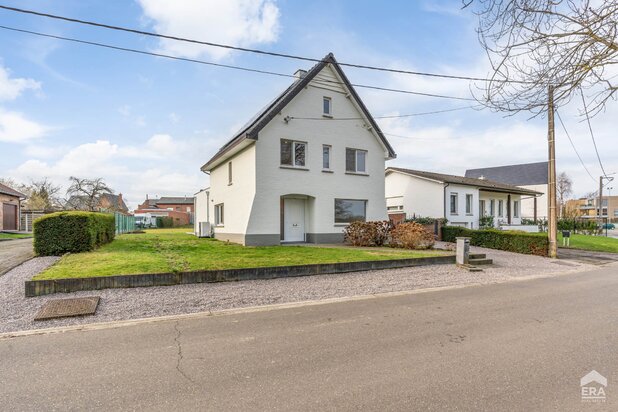 Perfect instapklare gezinswoning, rustig gelegen in Stevoort