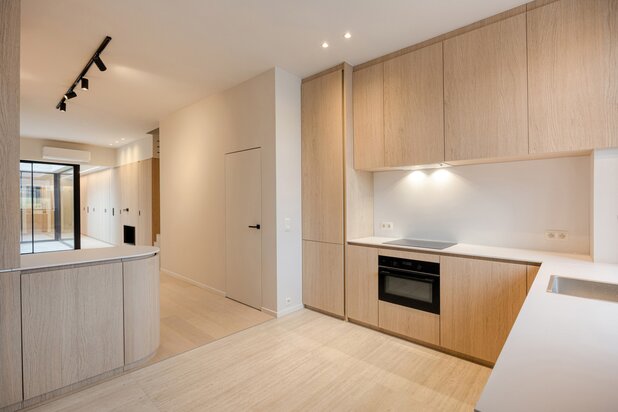 Stijlvol gerenoveerde woning met 3 slaapkamers 