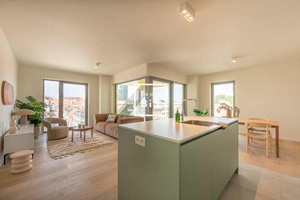 Modelappartement met 3 slaapkamers en ruim terras georiënteerd op het oosten