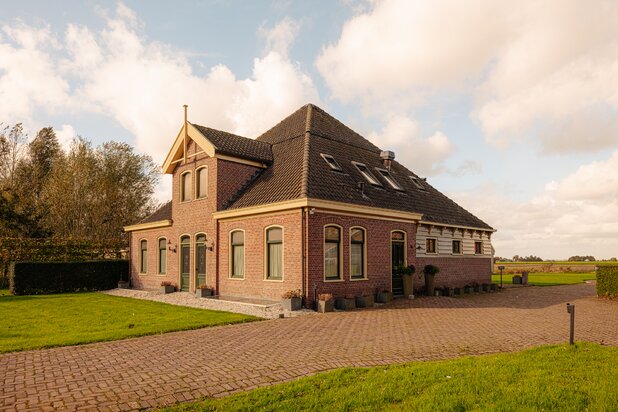 Bâtiment historique a vendre a AMSTERDAM avec reference 19210181133