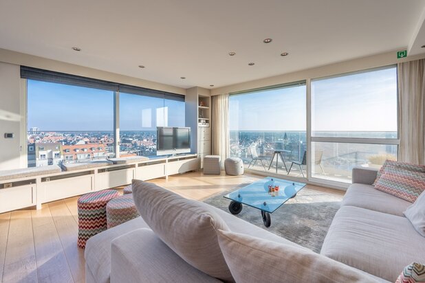 Penthouse exceptionnel situé sur la digue à hauteur de la place Van Bunnen avec des vues panoramiques