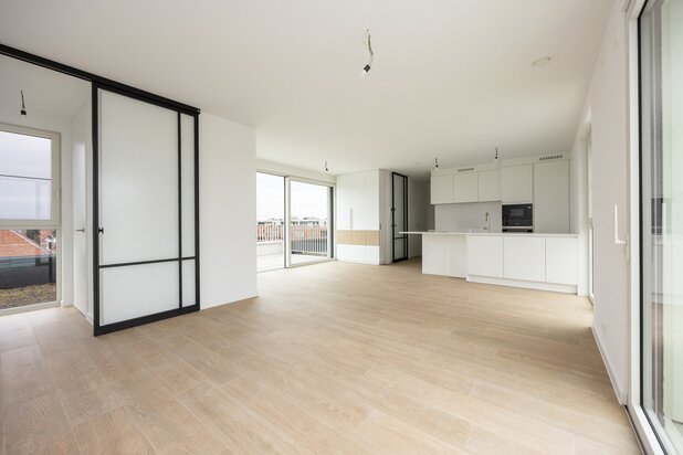 ENERGIEZUINIGE PENTHOUSE MET 2 RUIME TERRASSEN