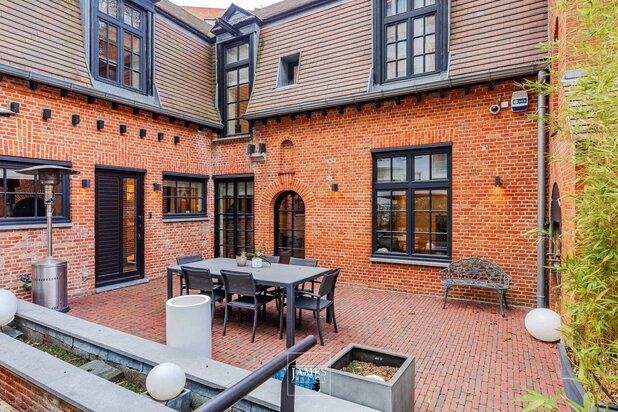 Une maison arrière avenue Louise