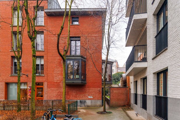 XL city house with garden, terrace and double garage