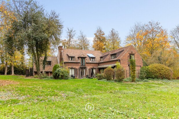 Exclusieve renovatievilla in het groen