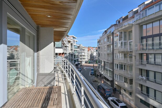 Ruim 2-slaapkamer appartement aan het Rubensplein.