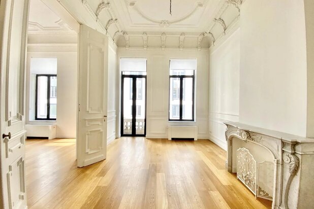 Place Stéphanie: Prestige appartement met 5 slaapkamers