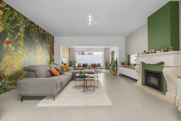 Energiezuinige woning met luxe-afwerking én grote loods