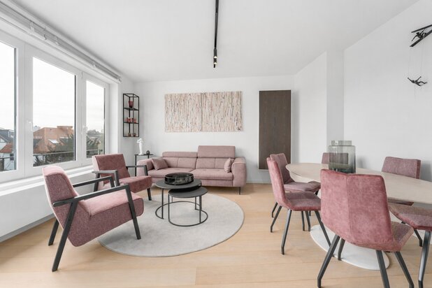 Appartement entièrement rénové à vendre à Knokke.