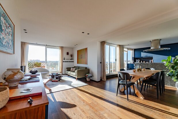 Molière - Superb Penthouse +/- 109 m²