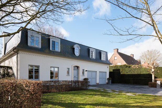 Tijdloze villa met zuidwestgerichte tuin aan natuurgebied De Campagne