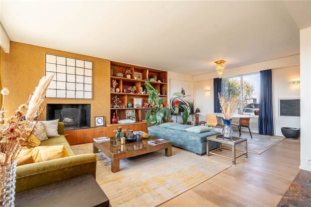 Schitterende penthouse met ca 200m² terrassen