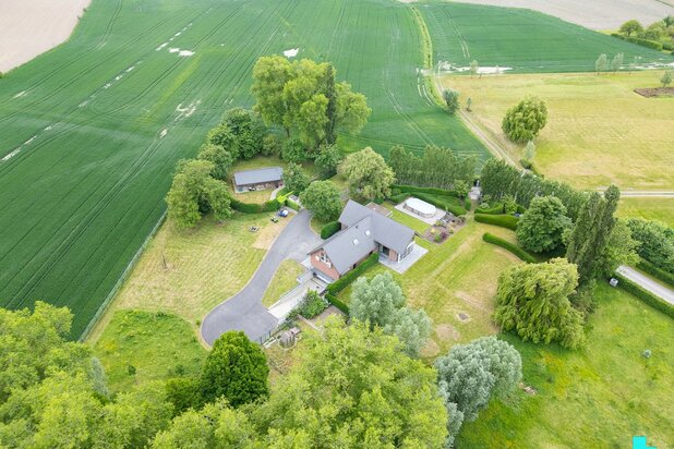 Unieke woning in groene landelijke oase te Oekene (Roeselare)