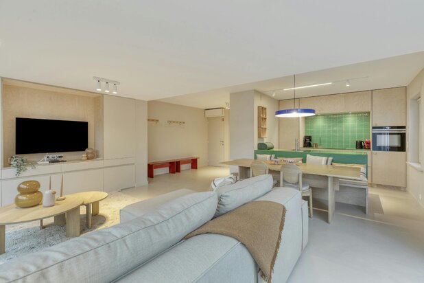 Villa met twee vergunde vakantiewoningen te Sint-Idesbald