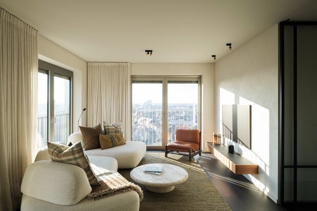 Luxe penthouse (bj. 2021) met twee kamers en een uitzonderlijk terras met panoramisch zicht over Gent en zijn torens.