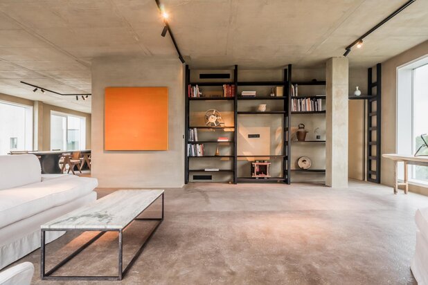 Les Silos : Architecture de Stéphane Beel, Art intérieur d'Axel Vervoordt