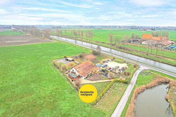 Prachtige, energiezuinig gerenoveerde landelijke villa op 2.542 m² te Nieuwpoort