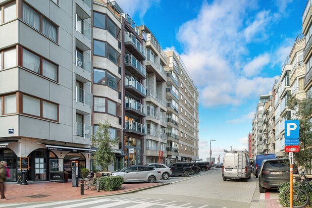 Appartement avec deux chambres, à proximité immédiate de la mer et de la place Rubens.