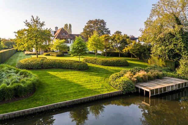 Uitzonderlijke eigendom aan de Leie te Astene