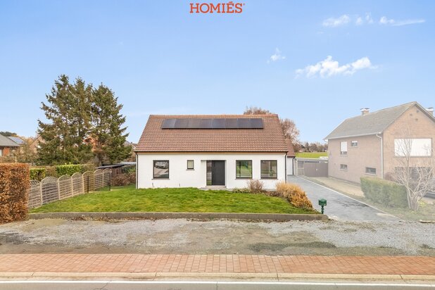 Volledig gerenoveerde woning met 4 slaapkamers