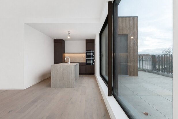 Uitzonderlijk penthouse-appartement met open zicht in hartje Ranst.