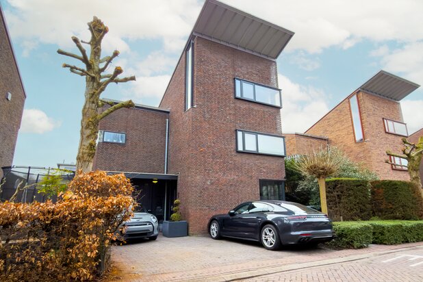 Villa te koop in ROTTERDAM met referentie 19710091630