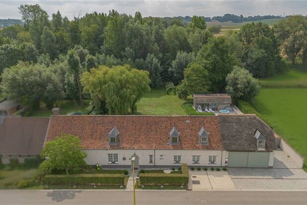 Prachtige gerenoveerde woning te Grimbergen!