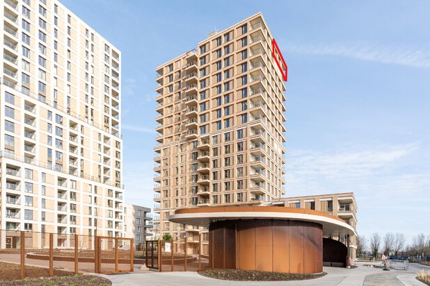 Appartement d'angle avec vue panoramique sur Ostende à vendr