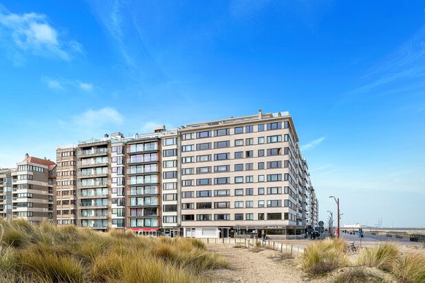 Appartement met twee slaapkamers en een adembenemend zeezicht.
