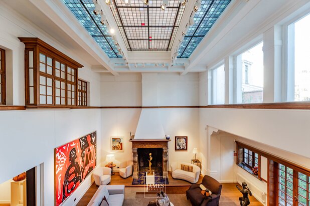 Une maison pour collectionneurs au cœur du quartier des galeries