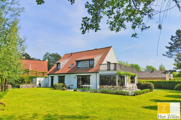 Vrijstaande prachtige villa op rustige ligging