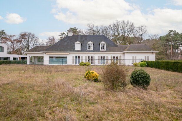 Ruime, tijdloze op te frissen villa in Keerbergen