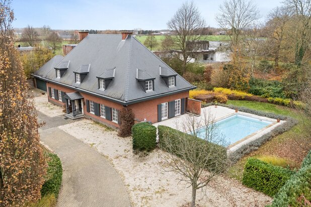 Stylish and luxurious villa on a 51a 14ca plot near Leuven.