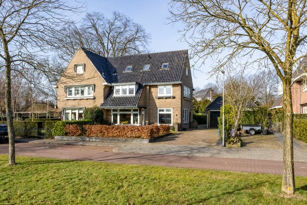 Villa for sale at BUSSUM with reference 19110793713