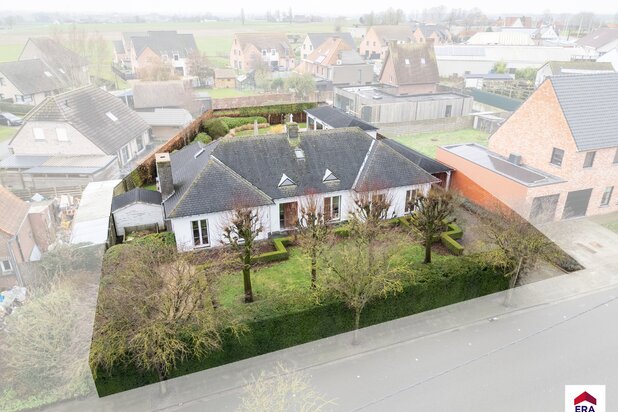 Villa élégante avec piscine à Tielt