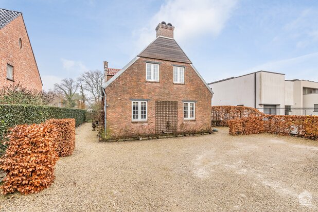 Maison authentique au cadre verdoyant Zutendaal