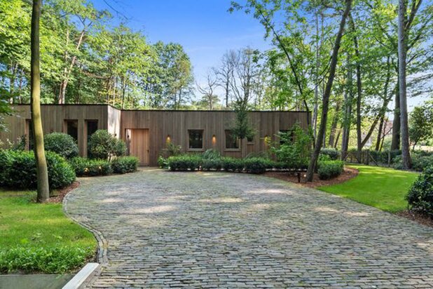 Uitzonderlijke nieuwbouwvilla in rustige en groene omgeving