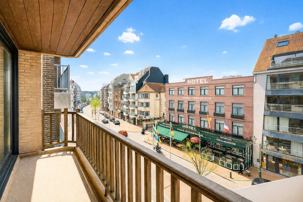Appartement à vendre avec terrasse ensoleillée à Knokke.