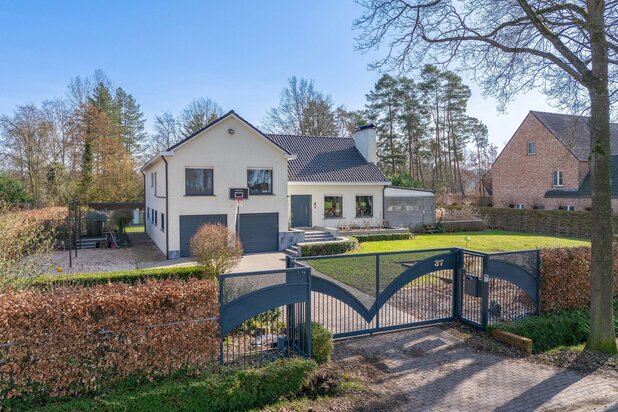 Ruime woning in rustige en groene omgeving