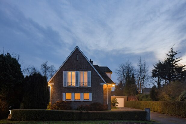 Elegante woning op zuidgericht perceel in de gegeerde Soenenswijk