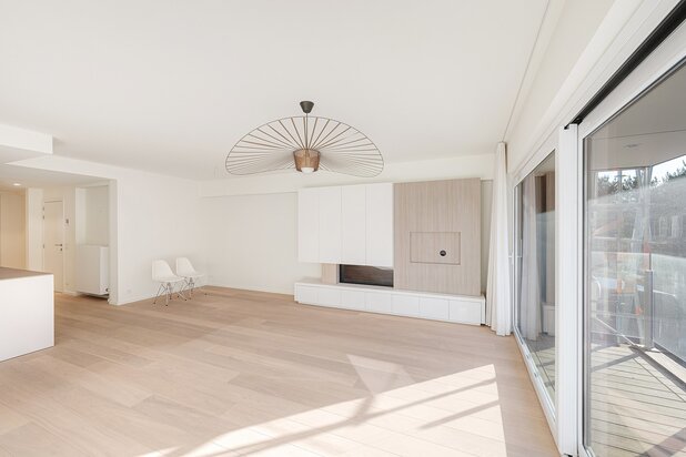 Instapklaar appartement, in het commerciële centrum van Knokke en vlakbij de zee.