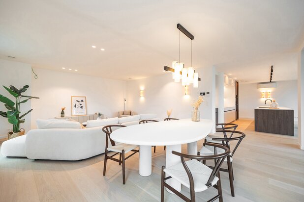 HIGH-END AFGEWERKT APPARTEMENT IN HET CENTRUM ’S-GRAVENWEZEL