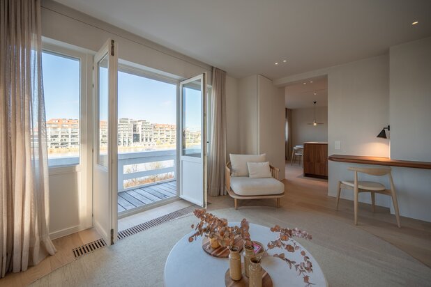 Magnifiek ruim appartement met prachtig frontaal zicht op het Zegemeer.