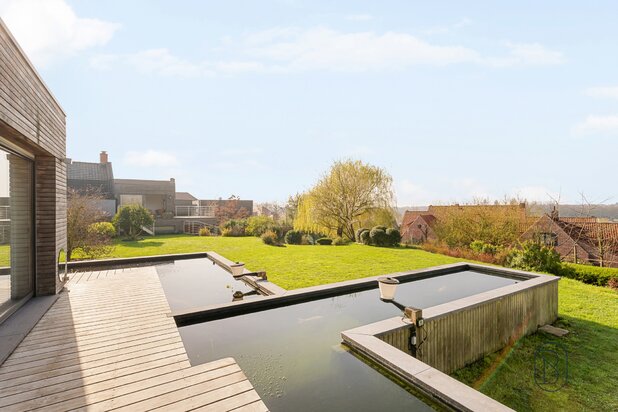 Prachtige villa met zwemvijver en uniek zicht te Bois Fichaux