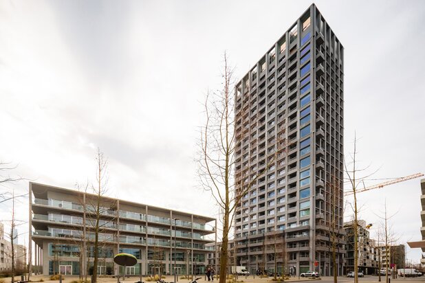 Casco dubbelappartement op 13 hoog met 3 terrassen