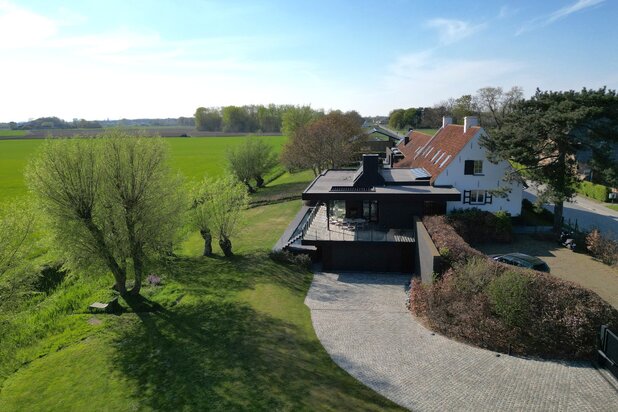 Uitzonderlijk,volledig gerenoveerde hoeve vlakbij het Zoute