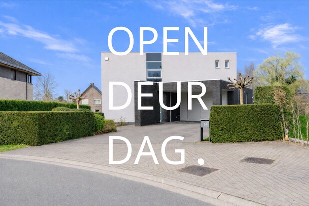 Architectural villa with 4 bedrooms and garden in Merelbeke